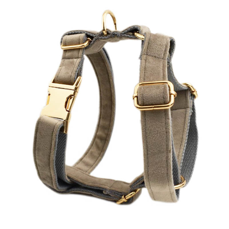 KFX-4871229 Stylish Velvet Pet Collar and Traction Rope Set with Bow and Flower Accessories