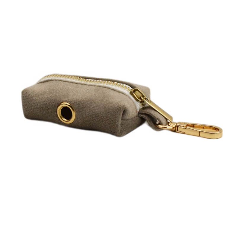 KFX-4871229 Stylish Velvet Pet Collar and Traction Rope Set with Bow and Flower Accessories