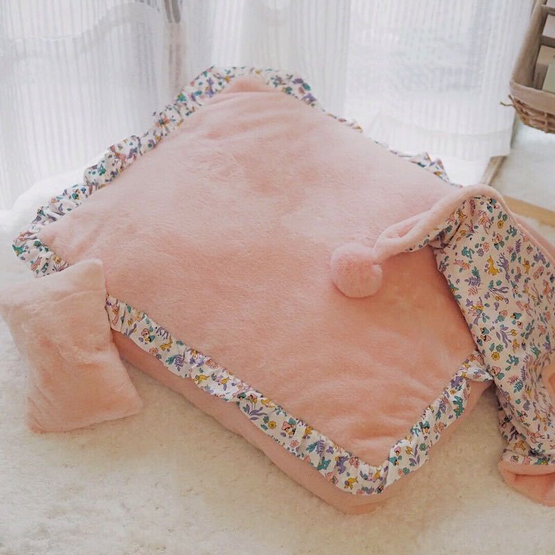 KFX-4997309 Plush Warm Dog Bed with Removable and Washable Mat, Pillow, and Blanket in Pink Rabbit Fur