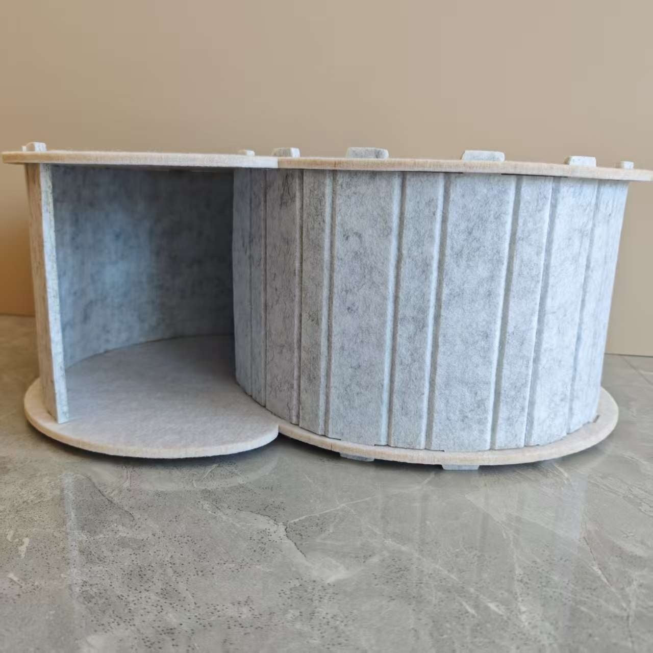 KFX-5008957 Foldable Semi-Closed Cat Scratch Board Nest in Light Gray, Sky Blue, Dark Gray, Fluorescent Green, Camel - Medium Hardness Felt
