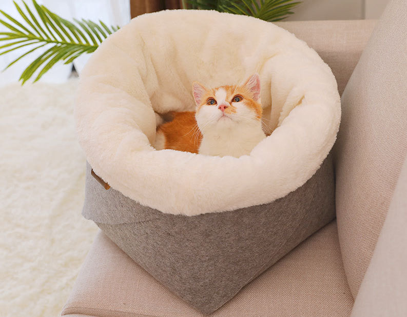 KFX-5012797 Round Felt Pet Nest for Cats - Cozy Grey Design, Available in Small & Medium