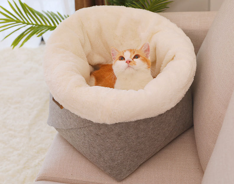 KFX-5012797 Round Felt Pet Nest for Cats - Cozy Grey Design, Available in Small & Medium