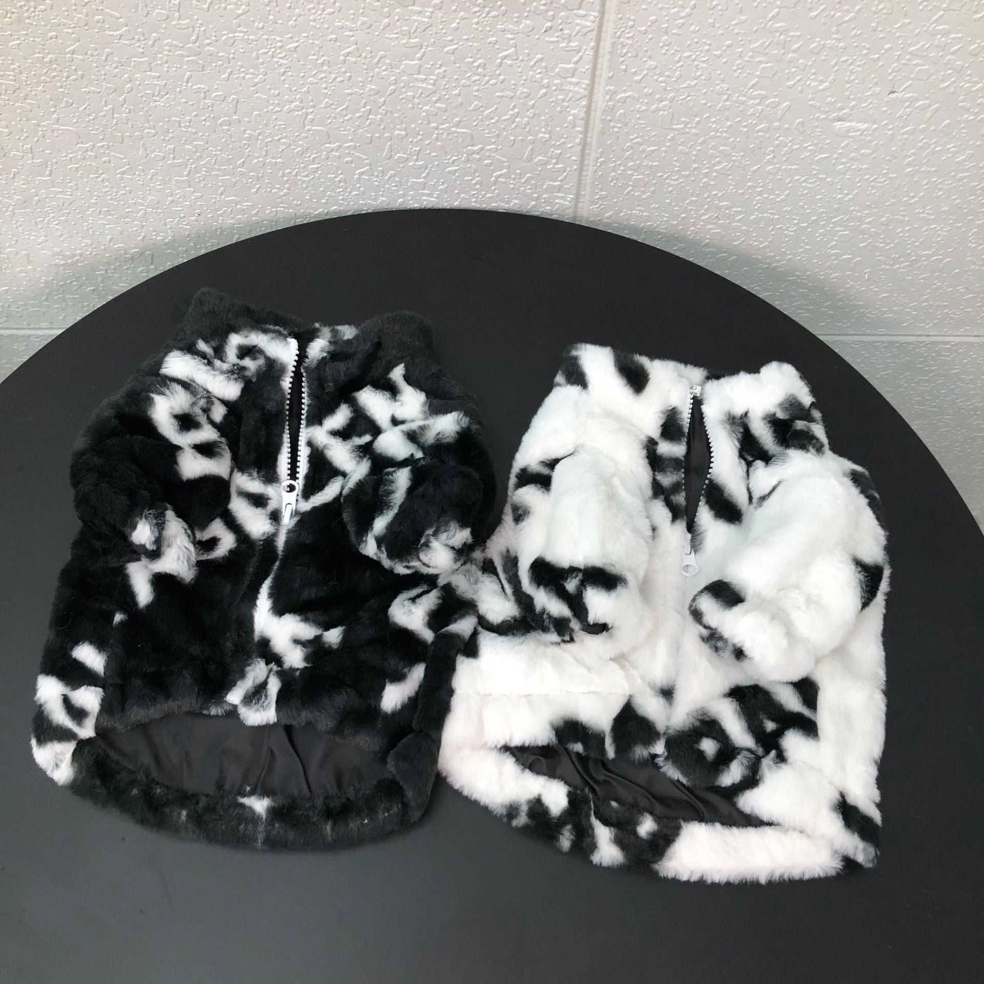 KFX-5015101 Thickened Rabbit Fur Pet Coat for Dogs in White and Black, Multiple Sizes Available