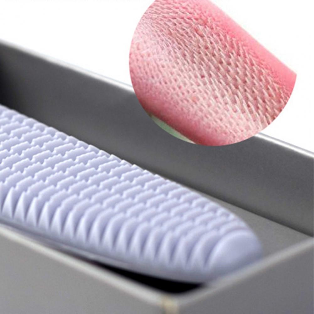 KFX-5015997 Durable Cat Grooming Comb with Tongue Massager for Comfortable Pet Care