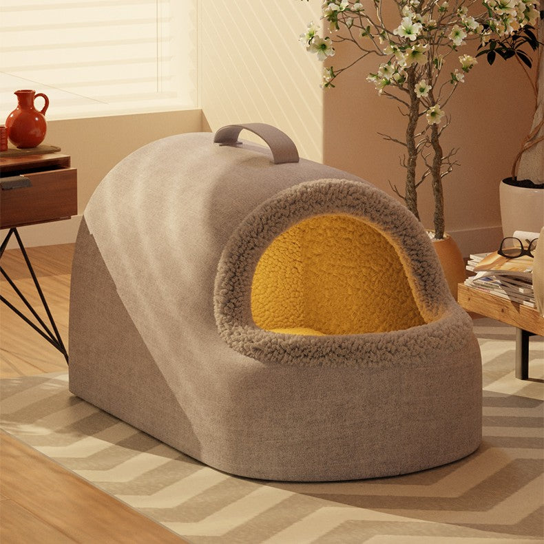 KFX-5018557 Cozy All-Season Plush Cat & Dog House with Heated Blanket and Scratch Ball