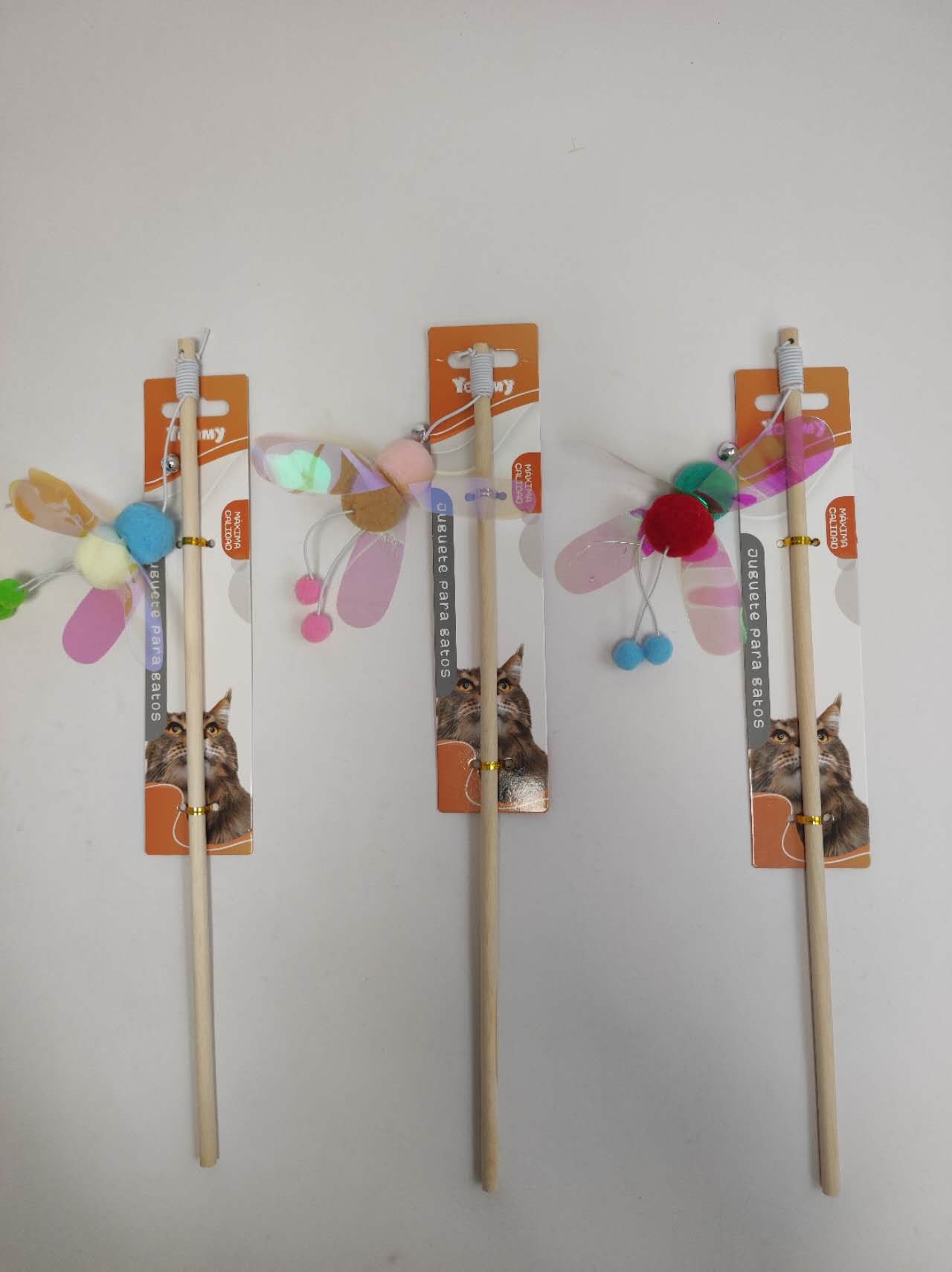 KFX-5096381 Funny Cat Stick Toy for Interactive Play and Entertainment