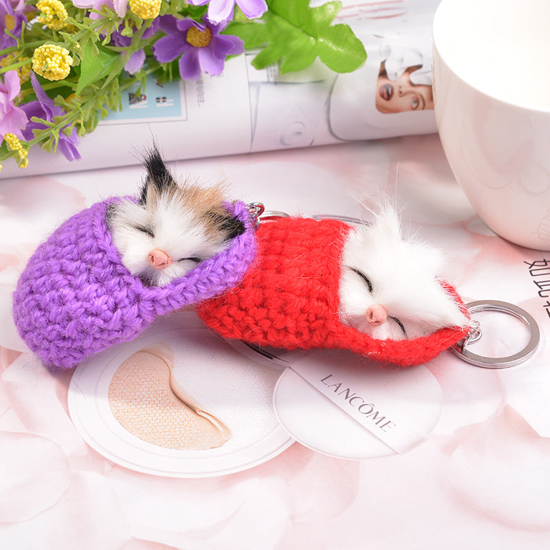 KFX-5119037 Sleeping Cat Metal Key Ring with Soft Wool Cloth Attachment