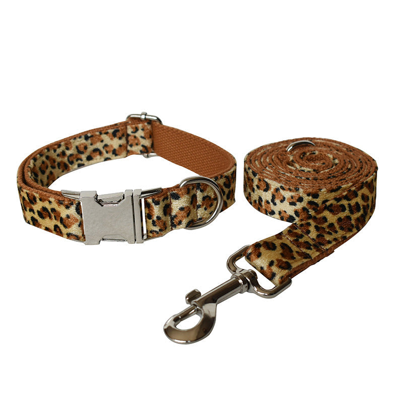KFX-5130301 Leopard Print Zinc Alloy Dog Collar with Adjustable Leash and Bow Accessories