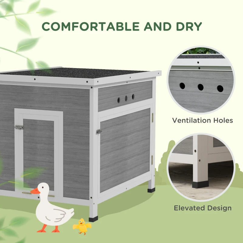 KFX-5170493 Spacious Duck Coop with Openable Roof and Removable Floor for Easy Cleaning