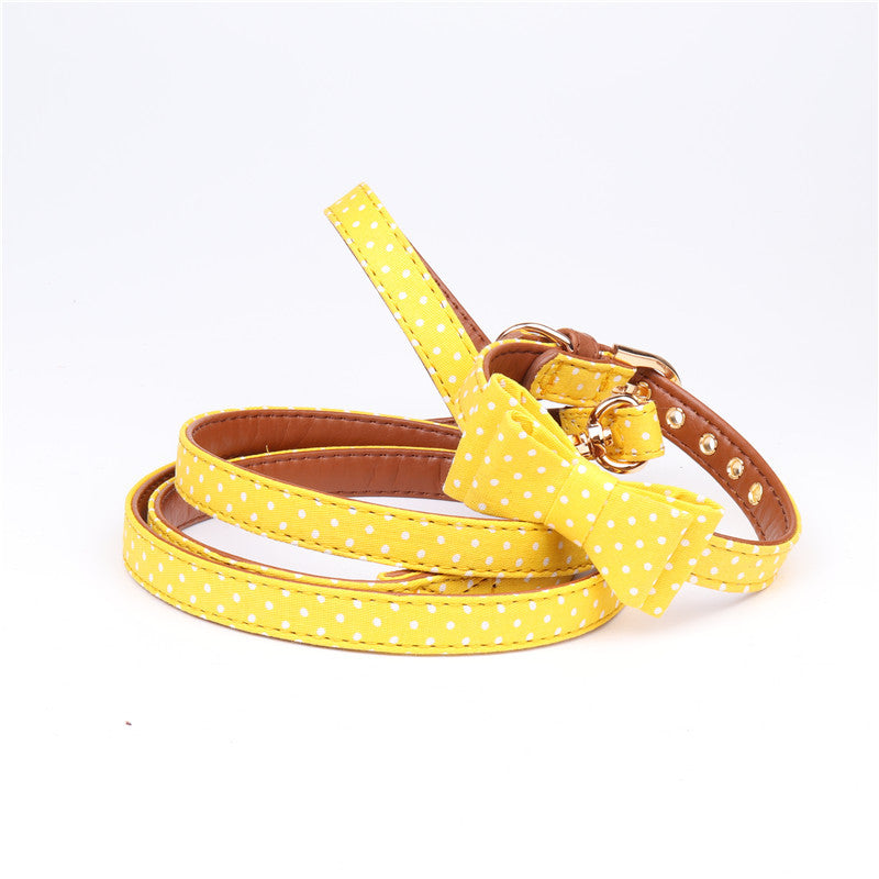 KFX-5187901 Polka Dot Triangle Scarf Collar and Leash Set for Dogs in Black, White, Red, Yellow