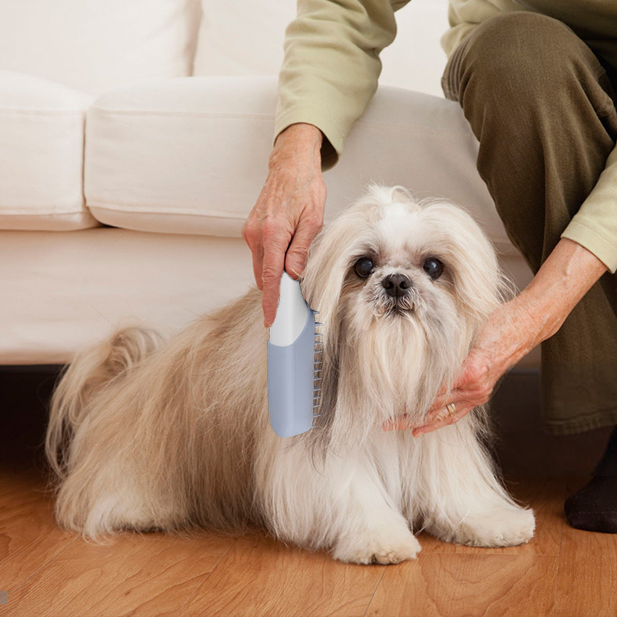KFX-5216701 Silicone Pet Grooming Brush with Deodorization and Massage Features, Blue