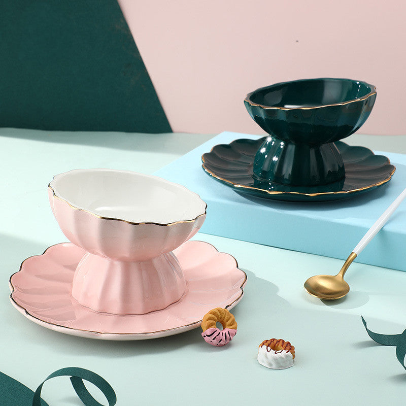 KFX-5217085 Elegant Pink Cat Bowl and Dinner Plate Set in Bone Porcelain for Indoor Use