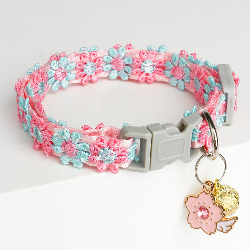 KFX-5245885 Lace Embroidery Trim Pet Collar for Cats in Floral Patterns