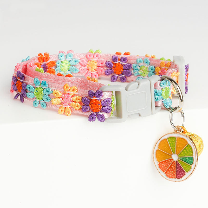 KFX-5245885 Lace Embroidery Trim Pet Collar for Cats in Floral Patterns