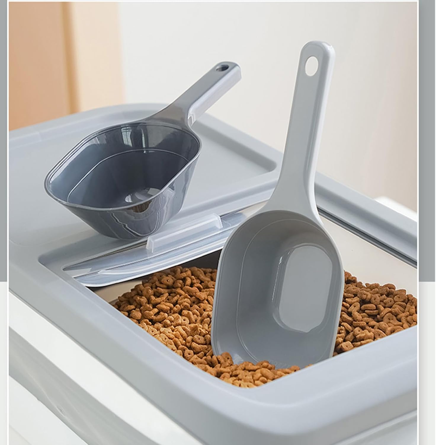 KFX-5251133 Pet Food Scoop with Measurement Lines for Accurate Portioning - 1 Cup Capacity, BPA-Free Plastic, Eco-Friendly Design