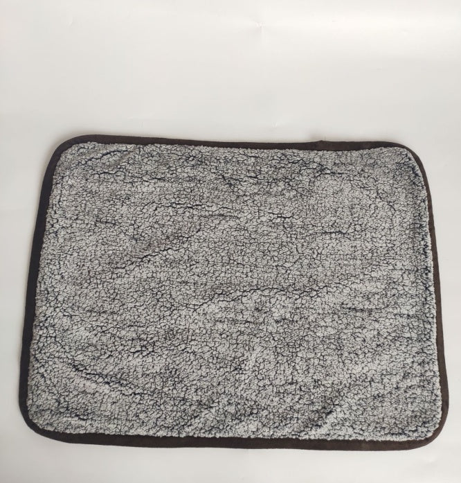 KFX-5295805 Waterproof Winter Nap Blanket for Dogs and Cats - Urine Proof, Cozy, Multiple Sizes Available