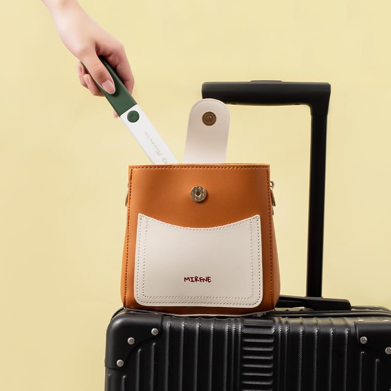 KFX-5305149 Clothes and Pet Hair Removal Brush with Long Handle for Easy Cleaning