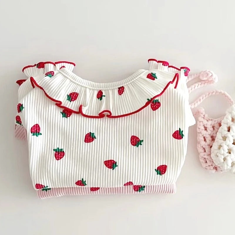 KFX-5313981 Lace Strawberry Print Lightweight Pet Clothing for Dogs and Cats