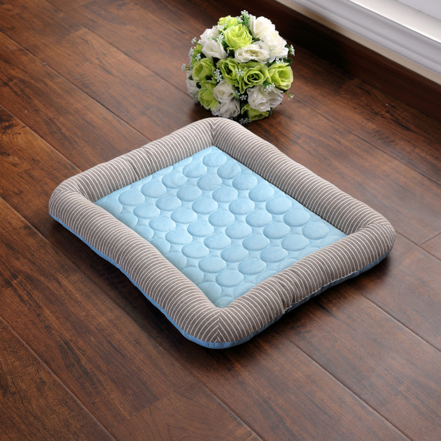 KFX-5319229 Cooling Pet Mat for Dogs and Cats, Comfortable and Lightweight, Oxford Fabric with Quick-Dry Sponge Filling, Machine Washable
