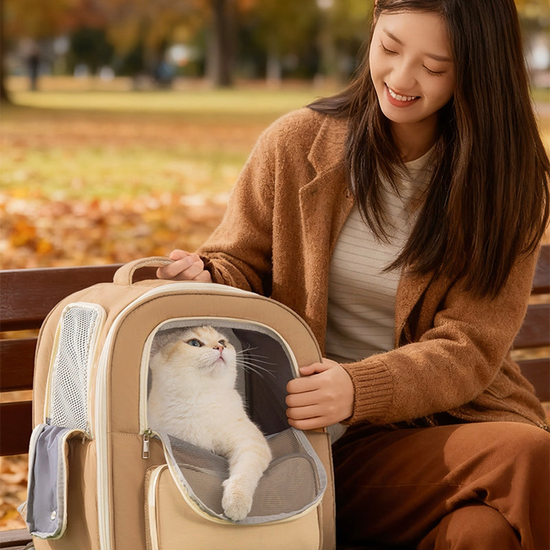 KFX-5325501 Breathable Pet Carrier Backpack for Cats and Dogs with Mesh Window and Spacious Compartment
