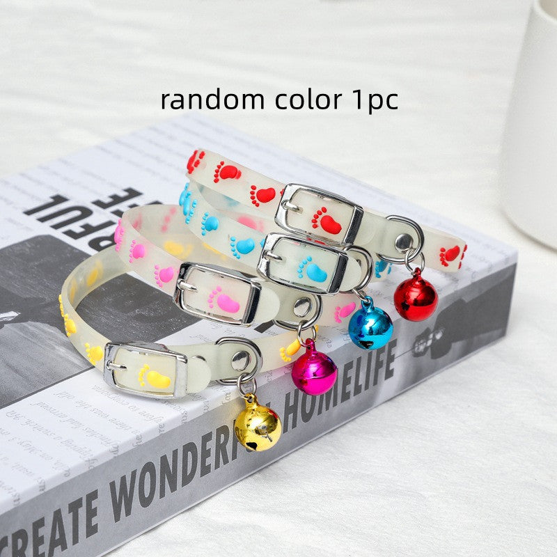 KFX-5326909 Luminous Silicone Cat Collars in Various Fun Designs - Random Colors