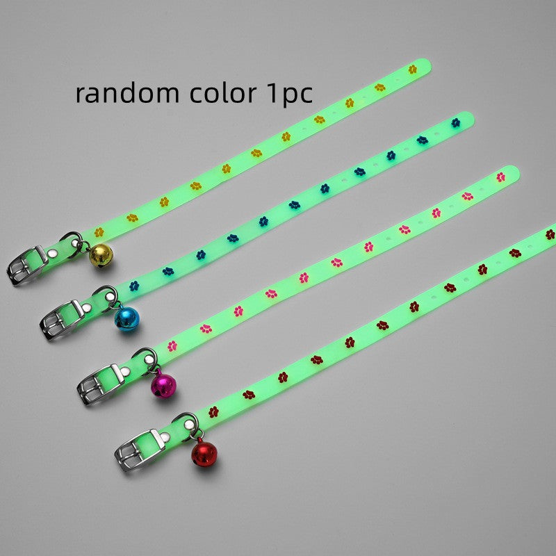 KFX-5326909 Luminous Silicone Cat Collars in Various Fun Designs - Random Colors