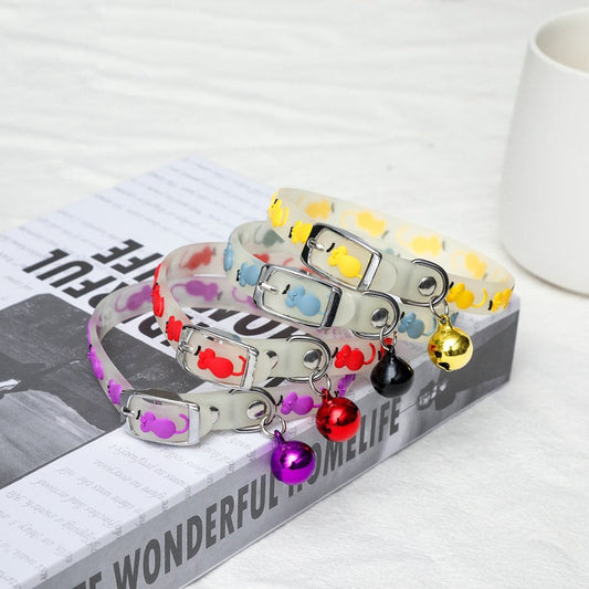 KFX-5326909 Luminous Silicone Cat Collars in Various Fun Designs - Random Colors