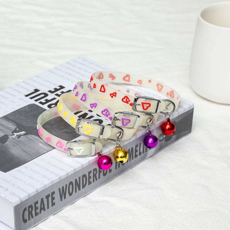 KFX-5326909 Luminous Silicone Cat Collars in Various Fun Designs - Random Colors