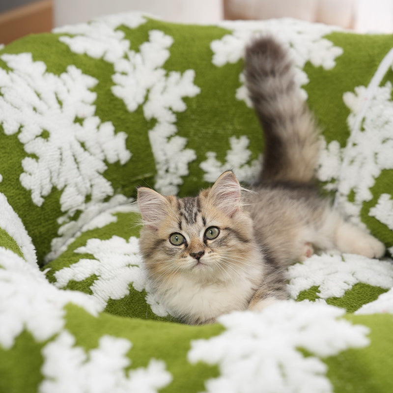 KFX-5373245 Cozy Green Snowflakes Pet Tunnel Bed for Cats