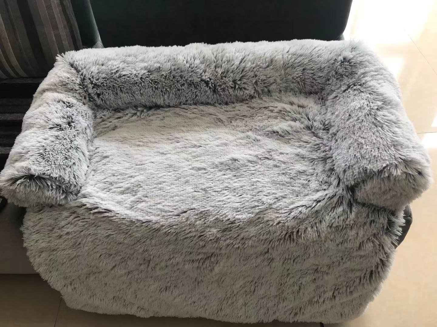KFX-5394493 Removable and Washable Plush Cotton Pet Nest with Gradient Gray and Leather Powder Options