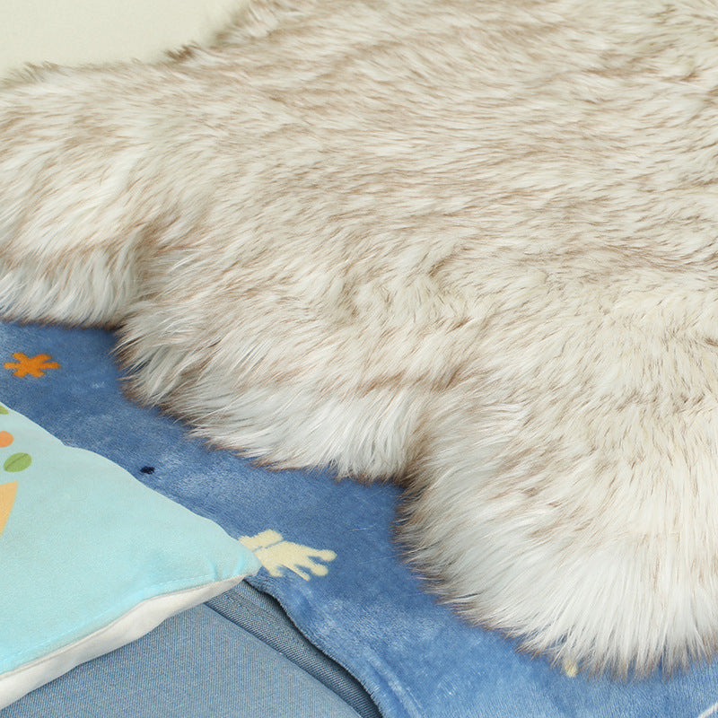 KFX-5398077 Plush Warm Pet Blanket for Cozy Snuggling and Protection on Sofas and Beds