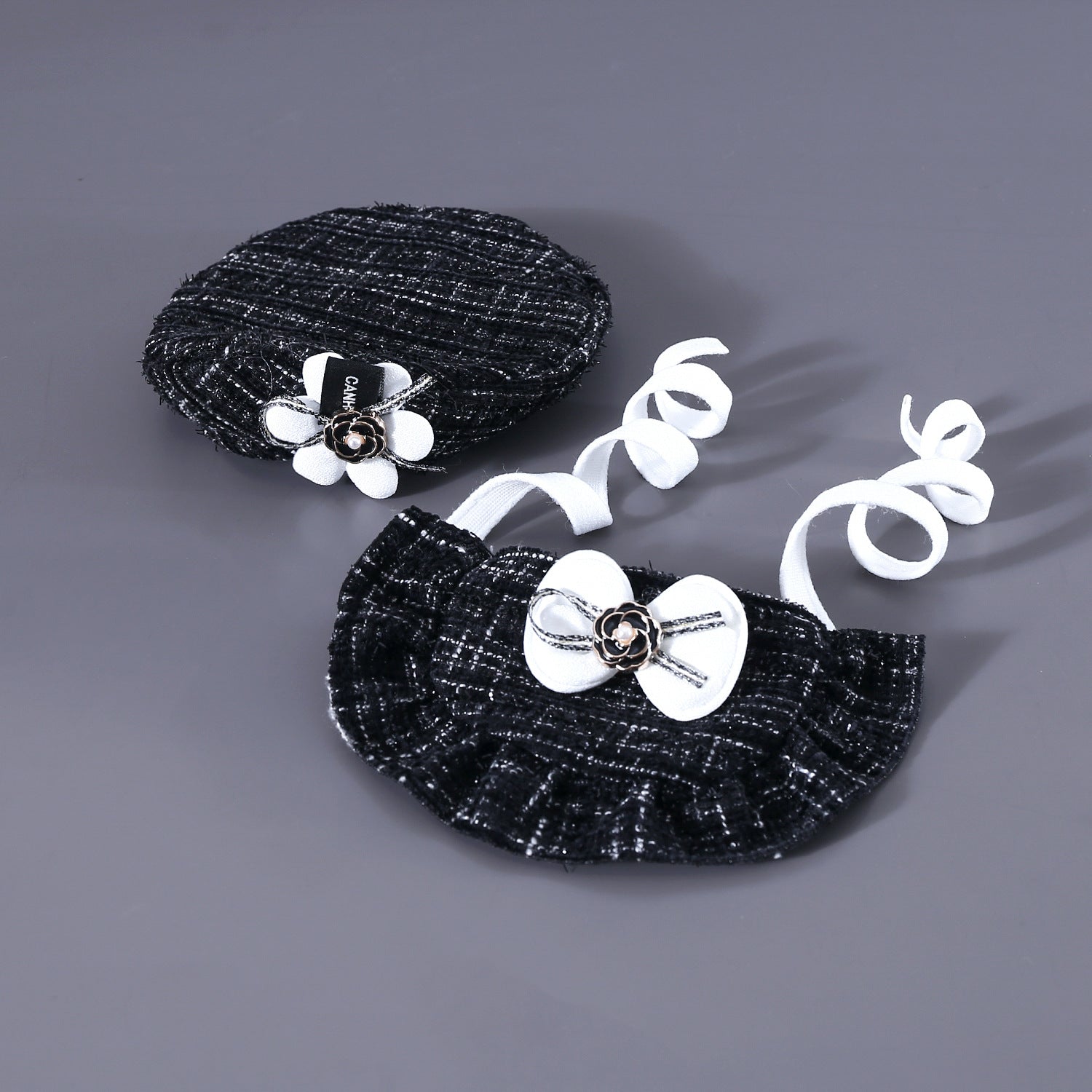 KFX-5401021 Monochrome Flower Beret and Bow Bib Set - Hand-Painted Cotton Polyester for All Seasons