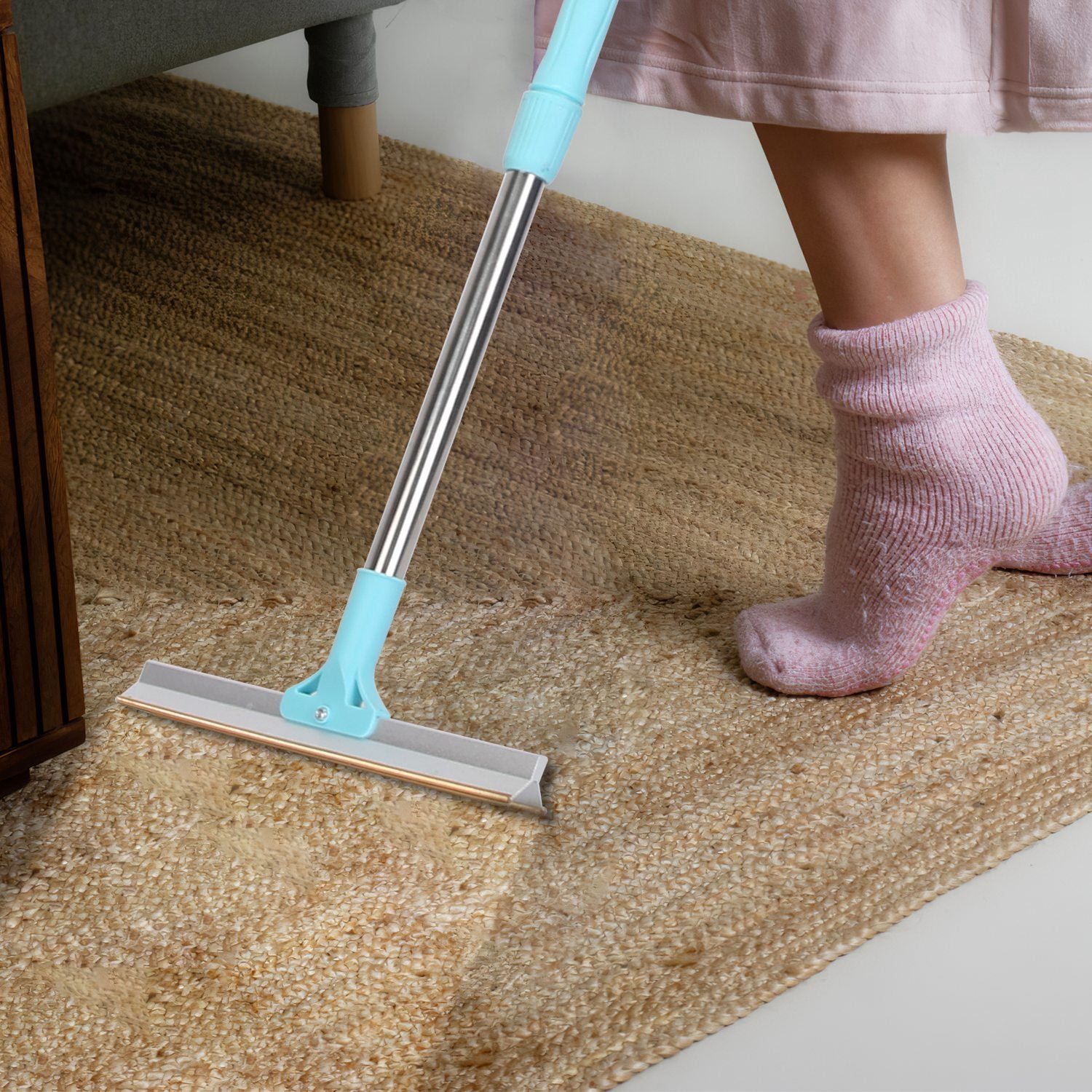 KFX-5517373 Adjustable Telescopic Pet Hair Removal Rake with Copper Head for Carpets, Rugs, and Upholstery