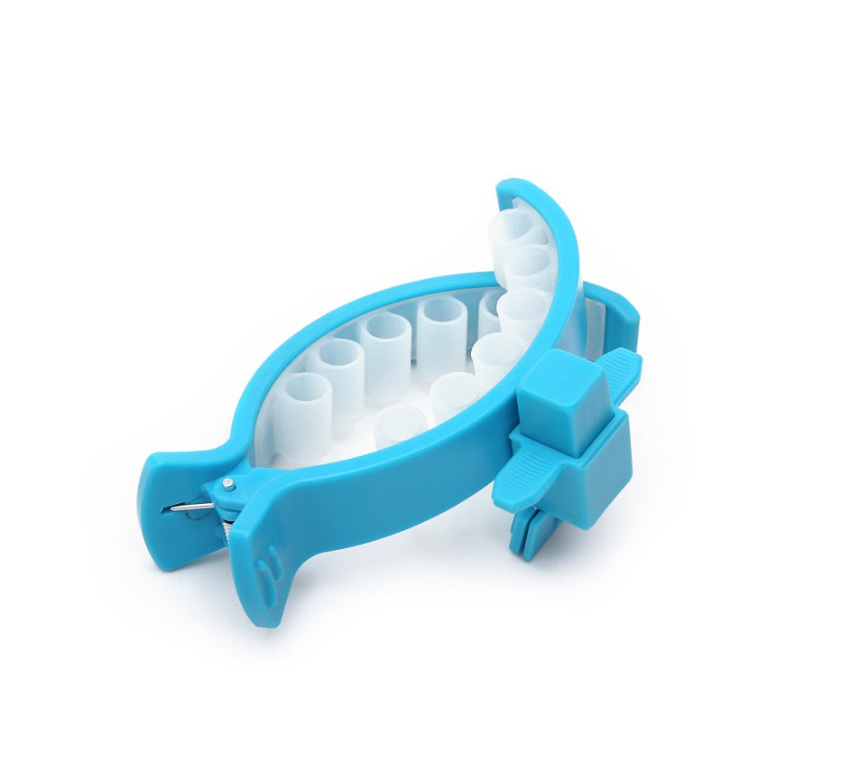 KFX-5525309 Portable Dog Toilet Clip with Eco-Friendly Material and Soft Rubber Ring - Lightweight Design for Easy Use