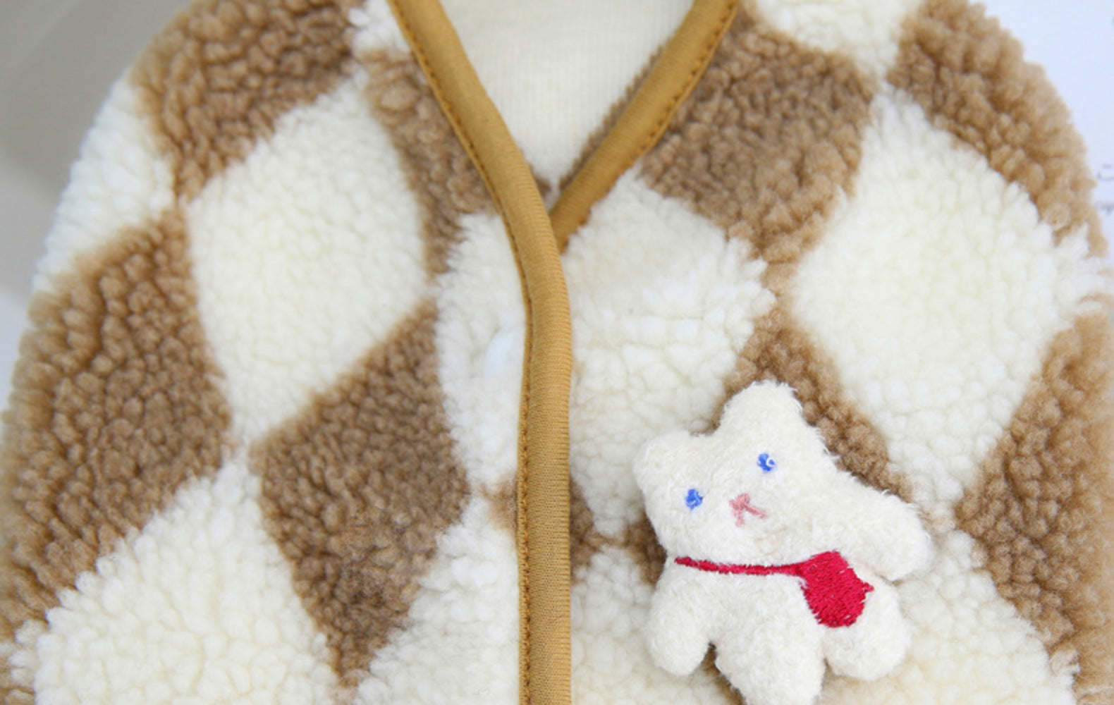 KFX-5533629 Cozy Diamond Lattice Coral Fleece Pet Coat in Brown and Black