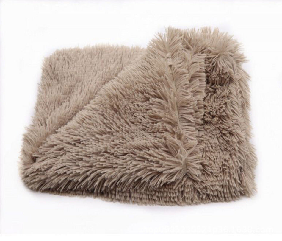 KFX-5539645 Warm Double Plush Cat Blanket – Winter Pet Cushion in Various Sizes