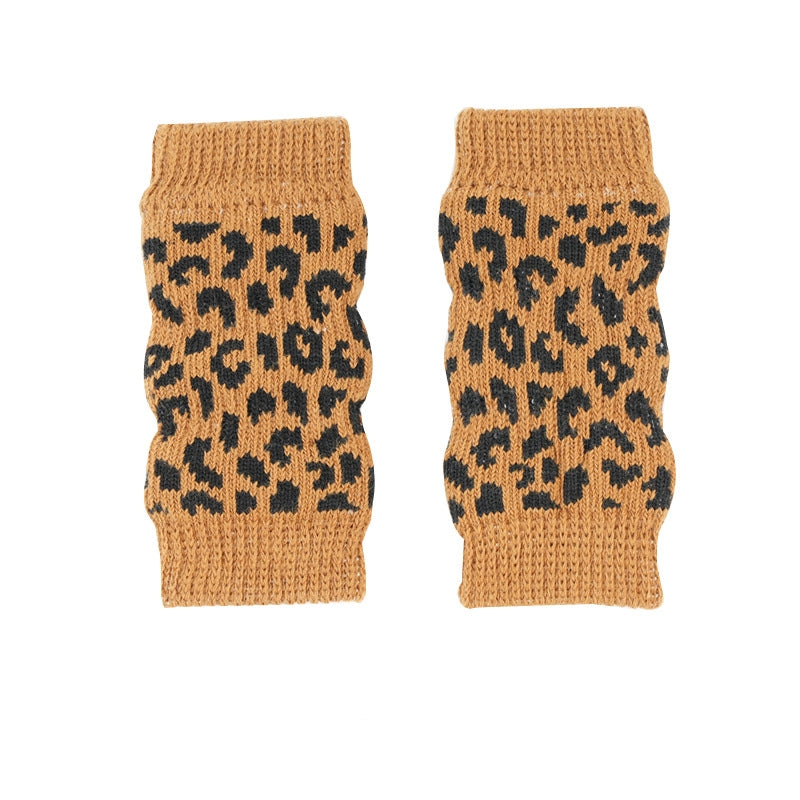 KFX-5545405 Pet Dog Knee Pads and Anti-Slip Socks for Dirt Protection – Cotton, Sizes S-XXL