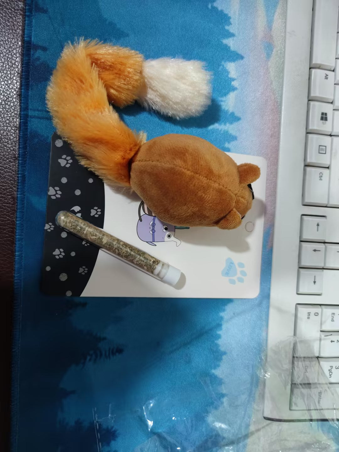 KFX-5553981 Interactive Plush Cat Mouse Toy with Mint Refill - Multiple Colors Available