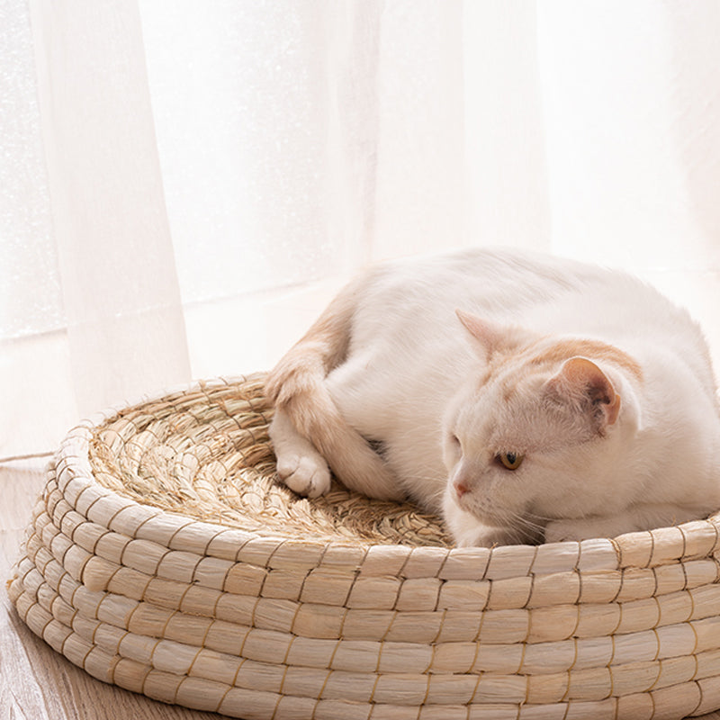KFX-5561917 Cozy Straw and Corn Husk Cat Bed with 35cm Diameter for Relaxation