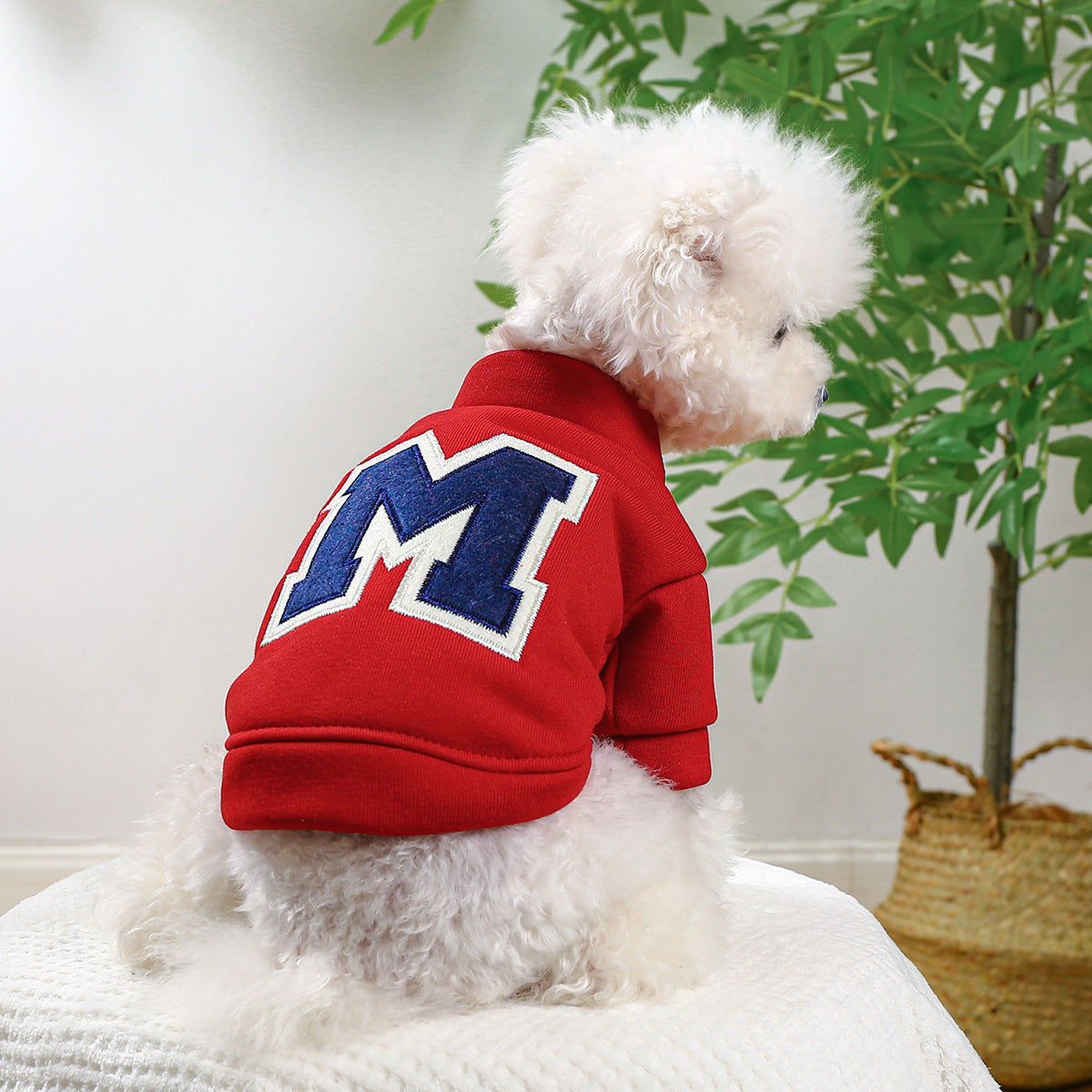 KFX-5642173 Cozy Polyester Dog Hoodie for Autumn and Winter - Available in Multiple Sizes and Colors