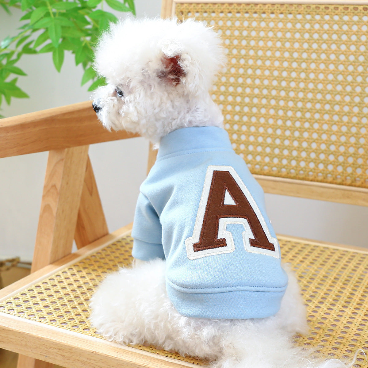 KFX-5642173 Cozy Polyester Dog Hoodie for Autumn and Winter - Available in Multiple Sizes and Colors