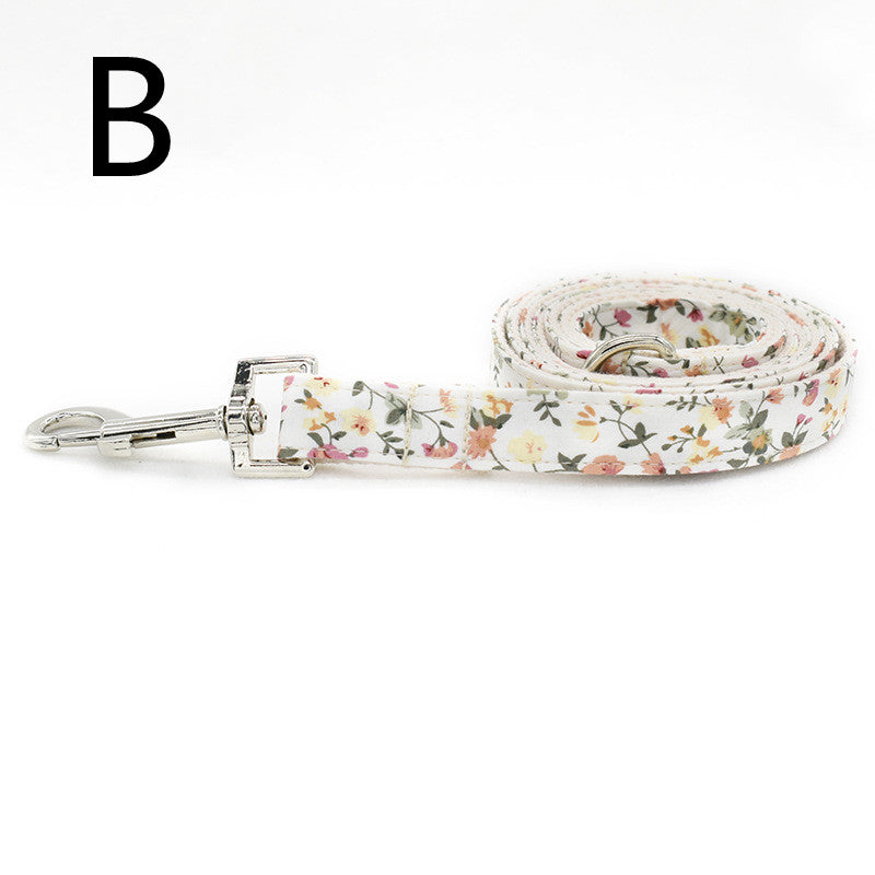 KFX-5779901 White Flower Pattern Cotton Pet Collar and Leash Set with Metal Buckle