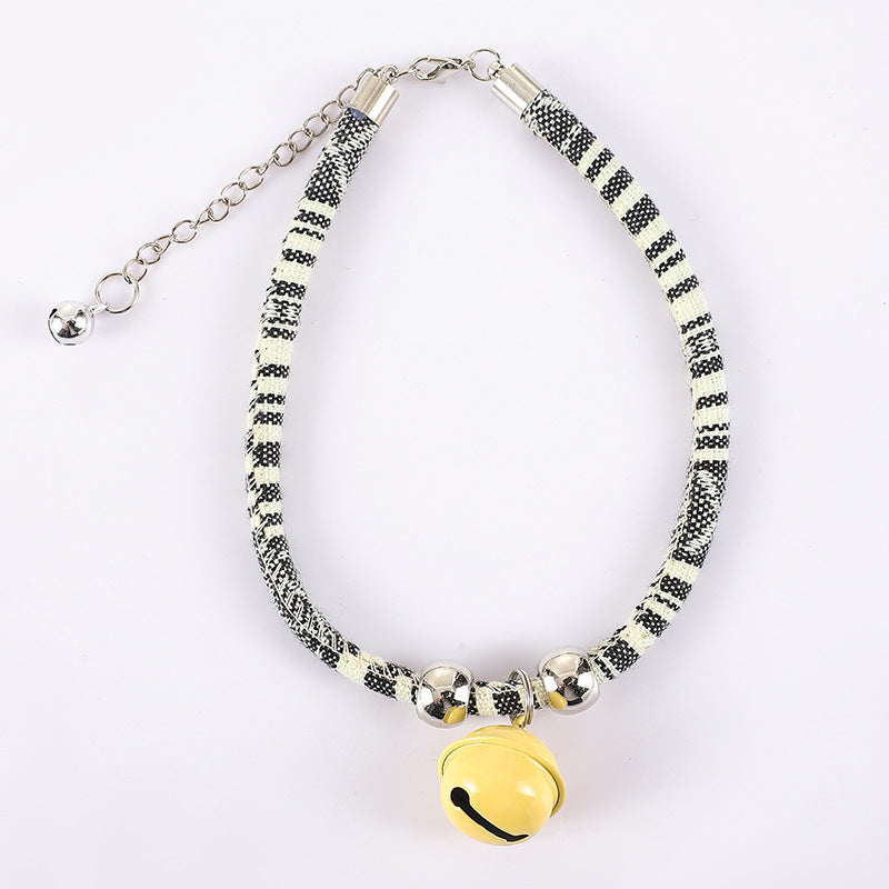 KFX-5785661 Trendy Adjustable Monochrome Cat Collar with Chain Design