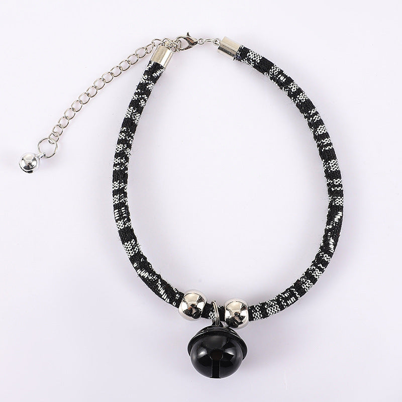 KFX-5785661 Trendy Adjustable Monochrome Cat Collar with Chain Design