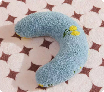 KFX-5801789 Cozy U-Shaped Pillow for Cats and Small Dogs - Soft Faux Fur Headrest for Deep Sleep and Comfort