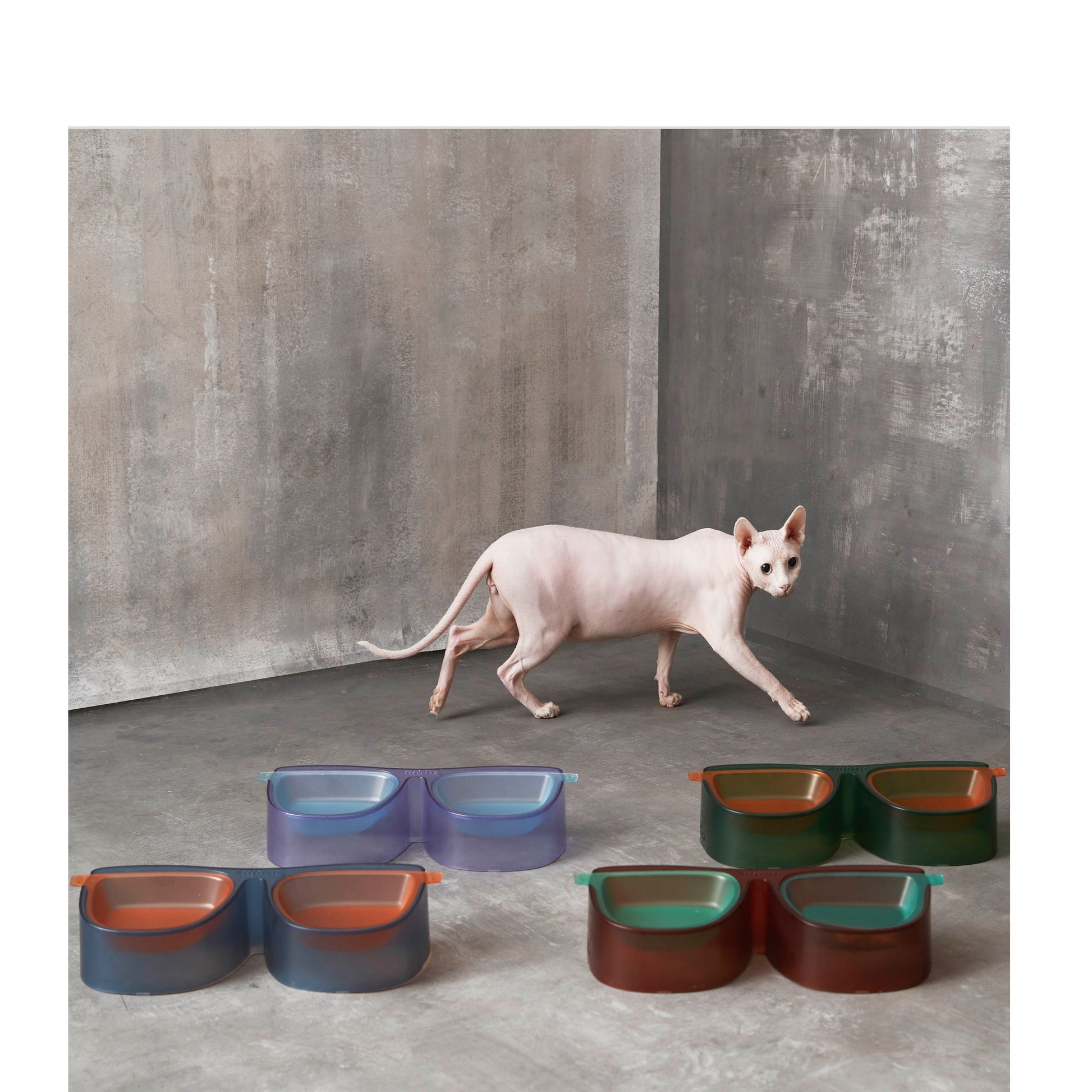 KFX-5806909 Large Capacity Anti- overturning Double Bowl for Cats with Slant Design and Easy Clean Base