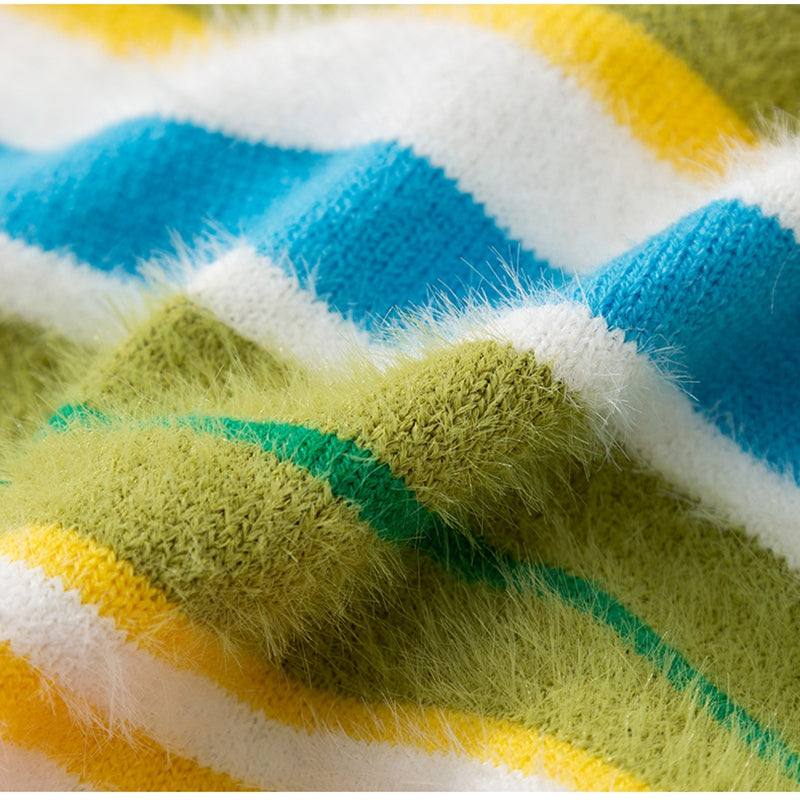 KFX-5871037 Cozy Colorful Striped Sweater for Large Dogs – Ideal for Autumn & Winter