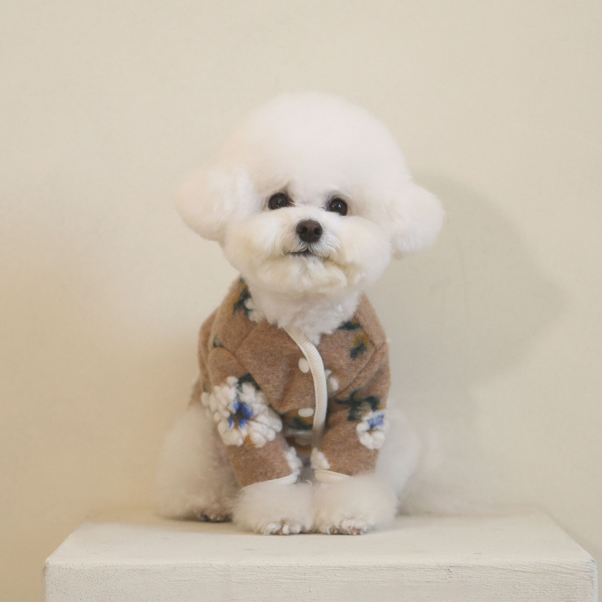 KFX-5901629 Warm Lamb Wool Flower Pet Vest Jacket for Dogs - Sleeveless Cardigan in Multiple Sizes