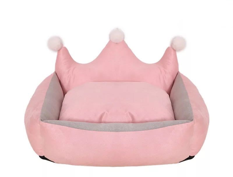 KFX-5909053 Scratch Resistant Crown Nest Dog Bed – Soft Suede & Crystal Velvet, Available in Multiple Sizes S-XL