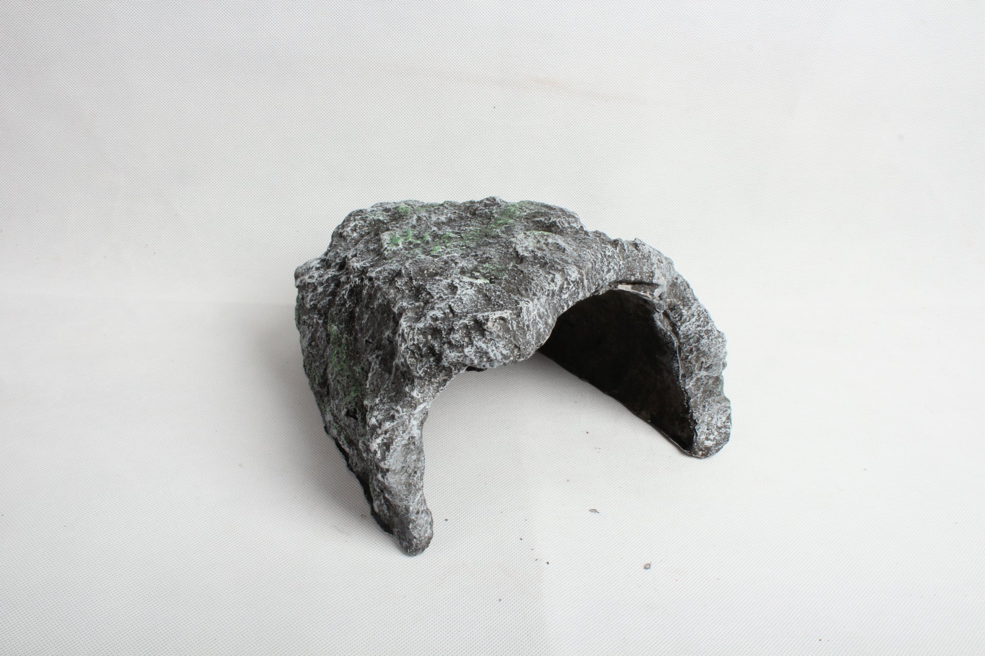 KFX-5951549 Large and Small Reptile Cave Hideout for Tortoises, Snakes, and Lizards - Durable Resin Design